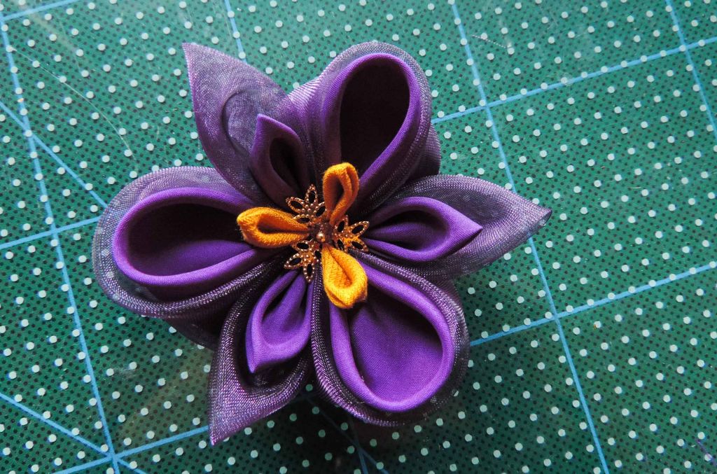 Tutorial floare de iris matase organza-30