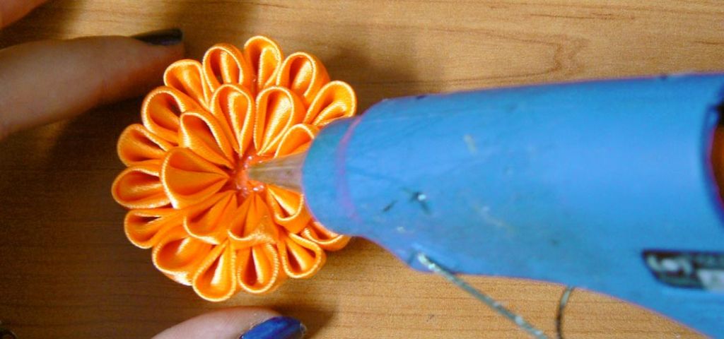 Kanzashi dahlia handmade flower diy tutorial 12