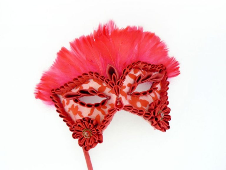 Masca venetiana de carnaval, bal mascat, petale kanzashi, pene