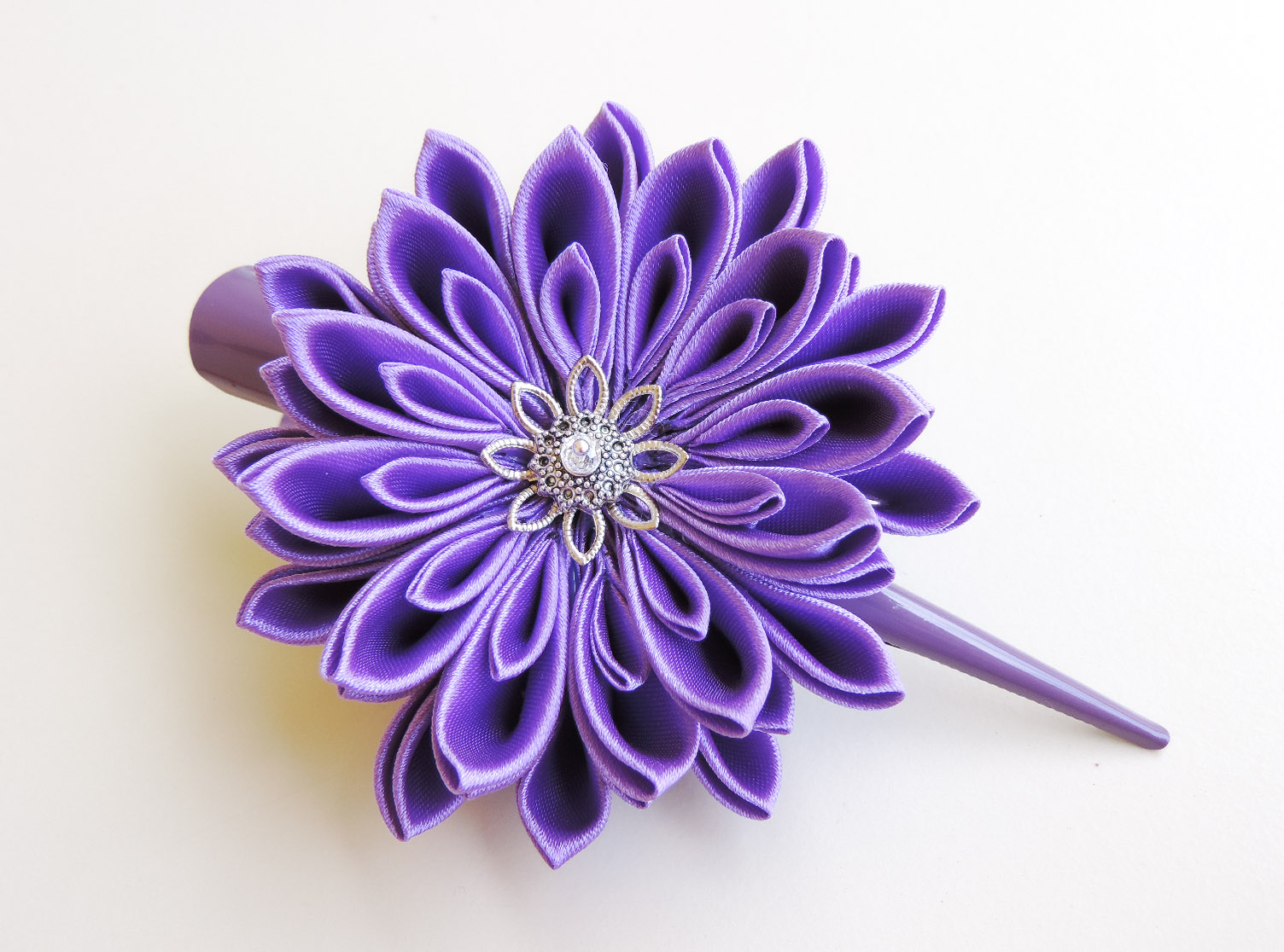 Lilac purple satin chrysanthemum - DIY tutorial