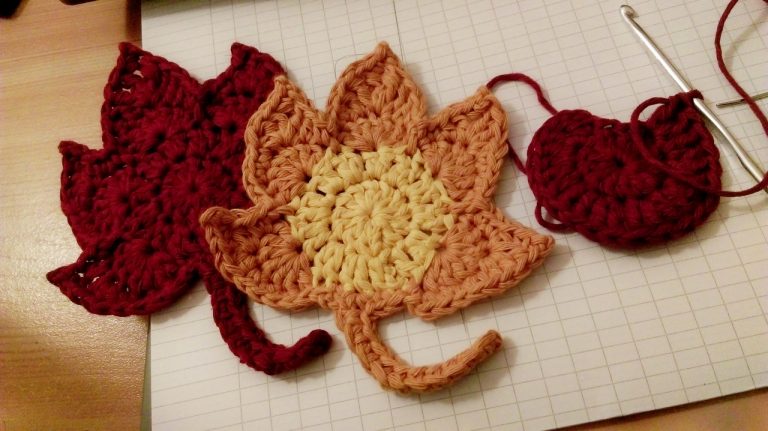 Crochet autumn leaves coaster - in progress